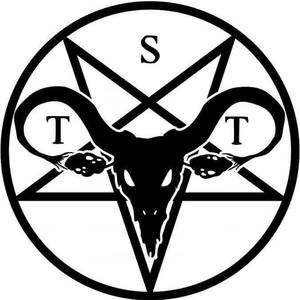 Meet your Posher, Genevieve